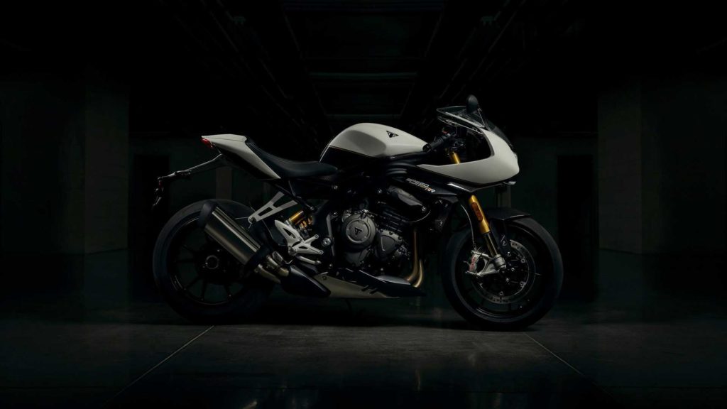 2022-triumph-speed-triple-rr