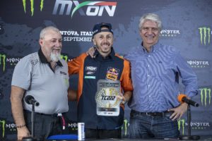 Tony Cairoli KTM 222 number retirement (1)