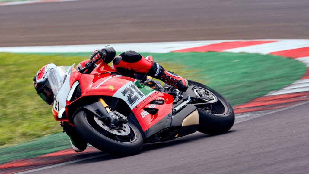 ducati-panigale-v2-bayliss-1st-championship-20th-anniversary-edition-20