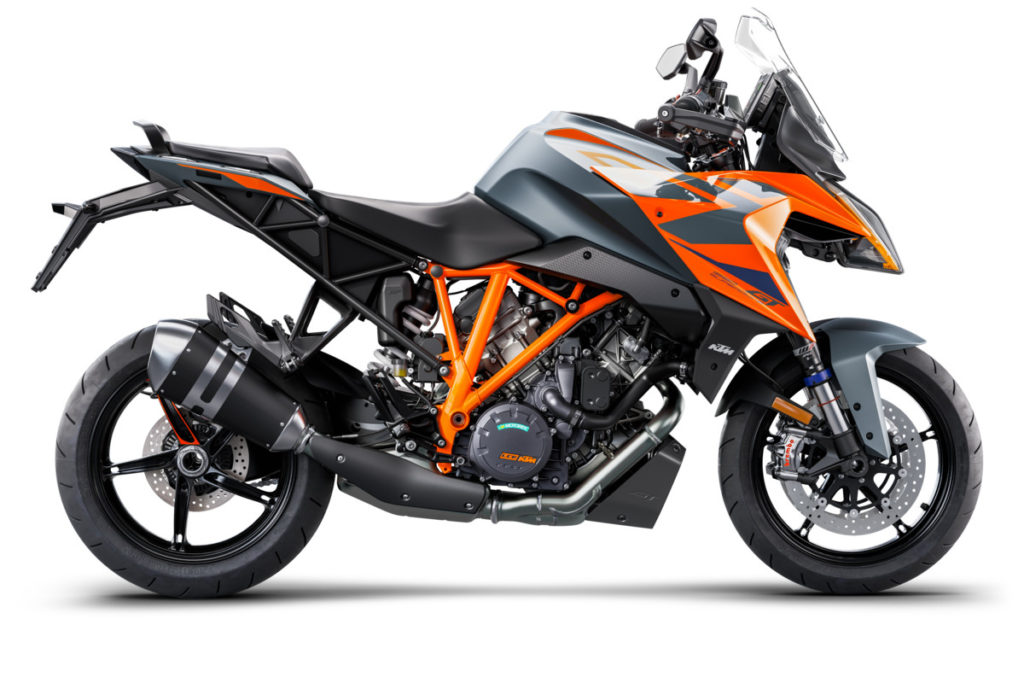 2022 KTM 1290 SUPER DUKE GT LAUNCH (5)