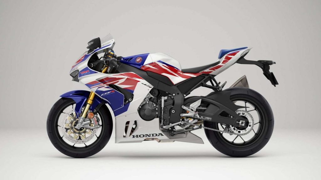 2022-honda-cbr1000rr-r-fireblade-sp-30th-anniversary---front-right