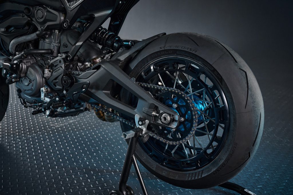 Custom-Ducati-Monster-V4-Rough Crafts-4.jpg