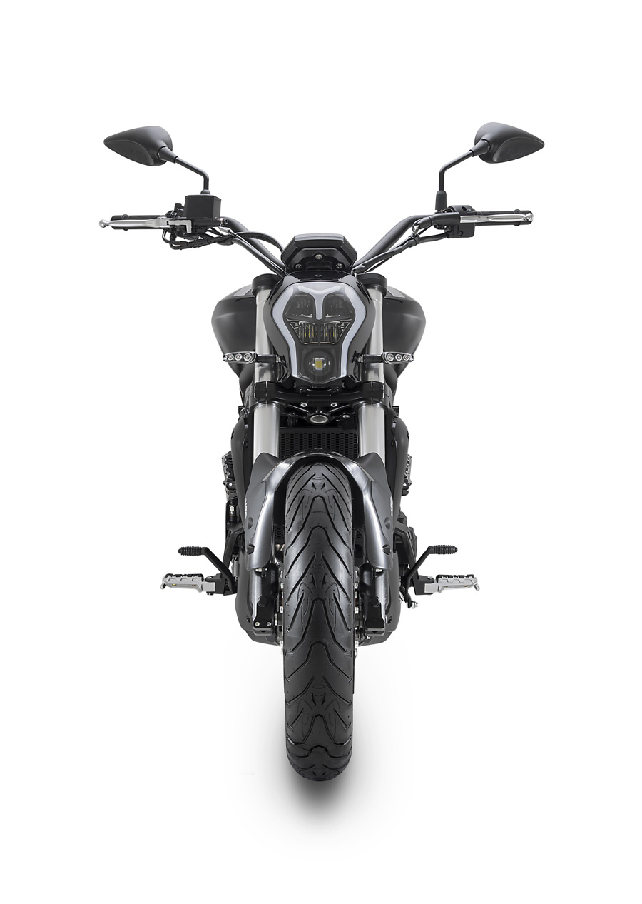Review : More on Benelli 502C and 752S - Adrenaline Culture of Motorcycle  and Speed