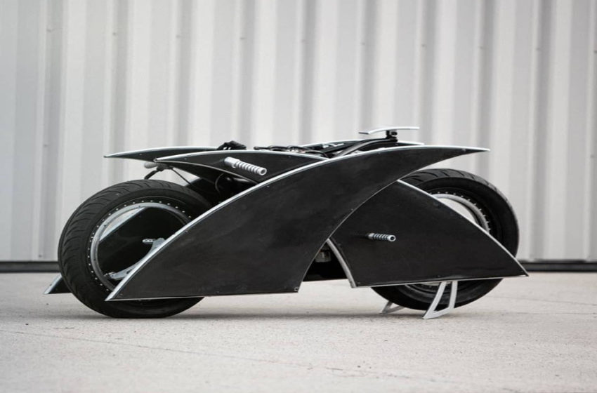 Electric : “Racer – X” by Mark Makr Atkinson