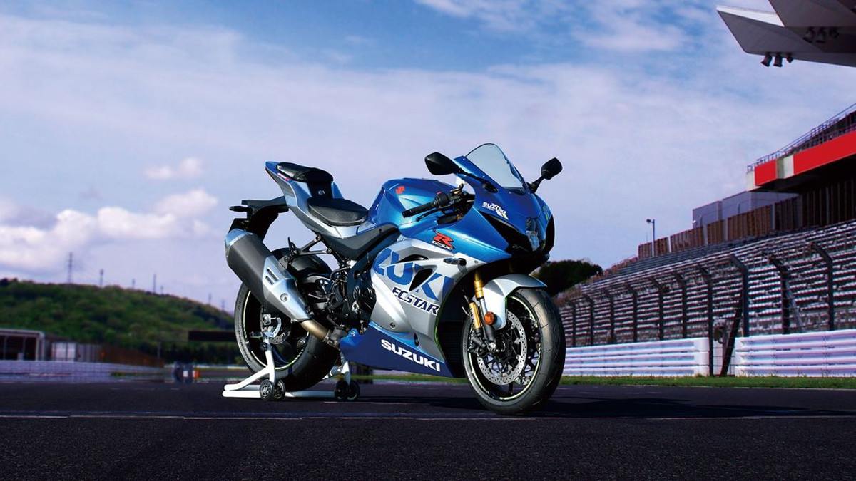 Suzuki Brings Limited Edition Gsx R 1000 R On The 100th Anniversary Adrenaline Culture Of Motorcycle And Speed
