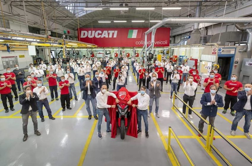  Ducati starts production of its ambitious Multistrada V4
