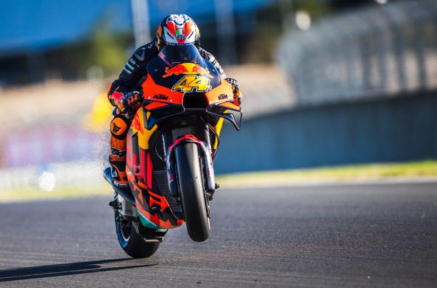 Pol Espargaro takes pole at Valencia GP