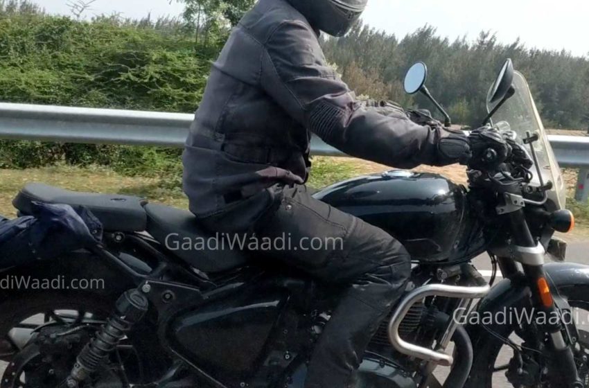  A new Royal Enfield cruiser is spied