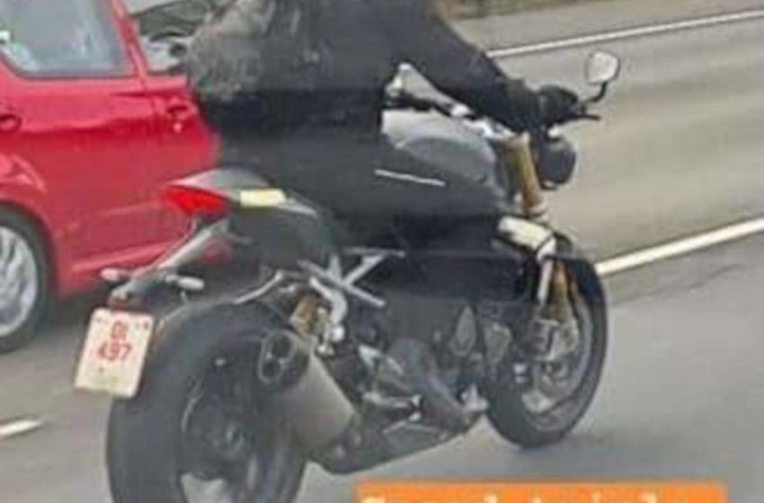  Upcoming 2021 Triumph Speed Triple RS 1200 is spied