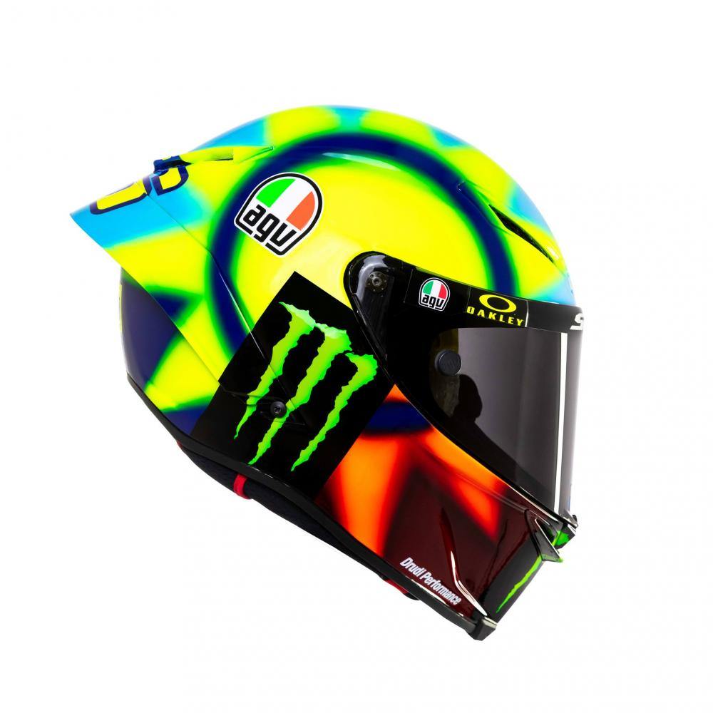 Valentino Rossi gets a new helmet for the 2021 MotoGP season ...