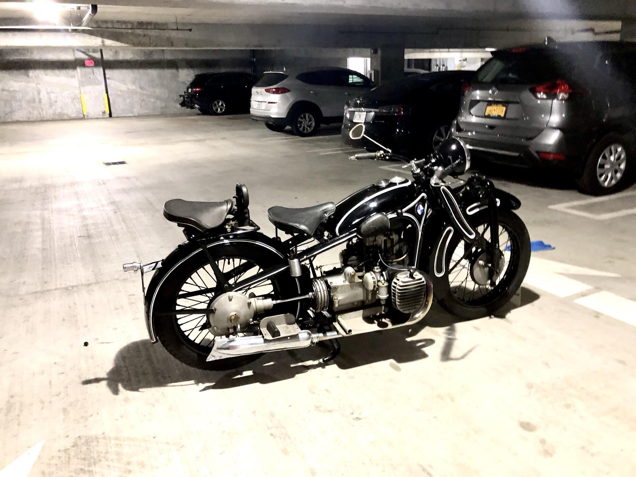 1934 BMW R11 Series 5 is on auction-1