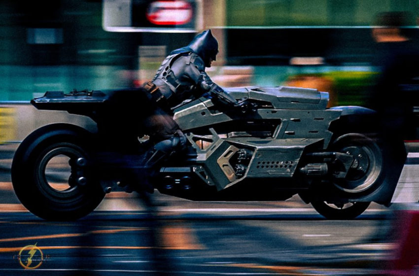  Batmans new  ” Batcycle ” in the upcoming Flash movie