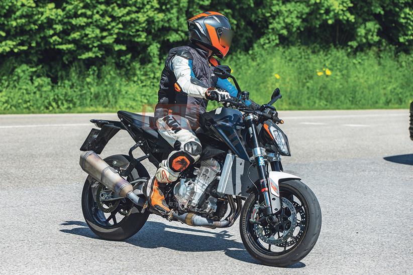 Latest KTM Super Duke 990 spied in Europe Is it a brand allnew