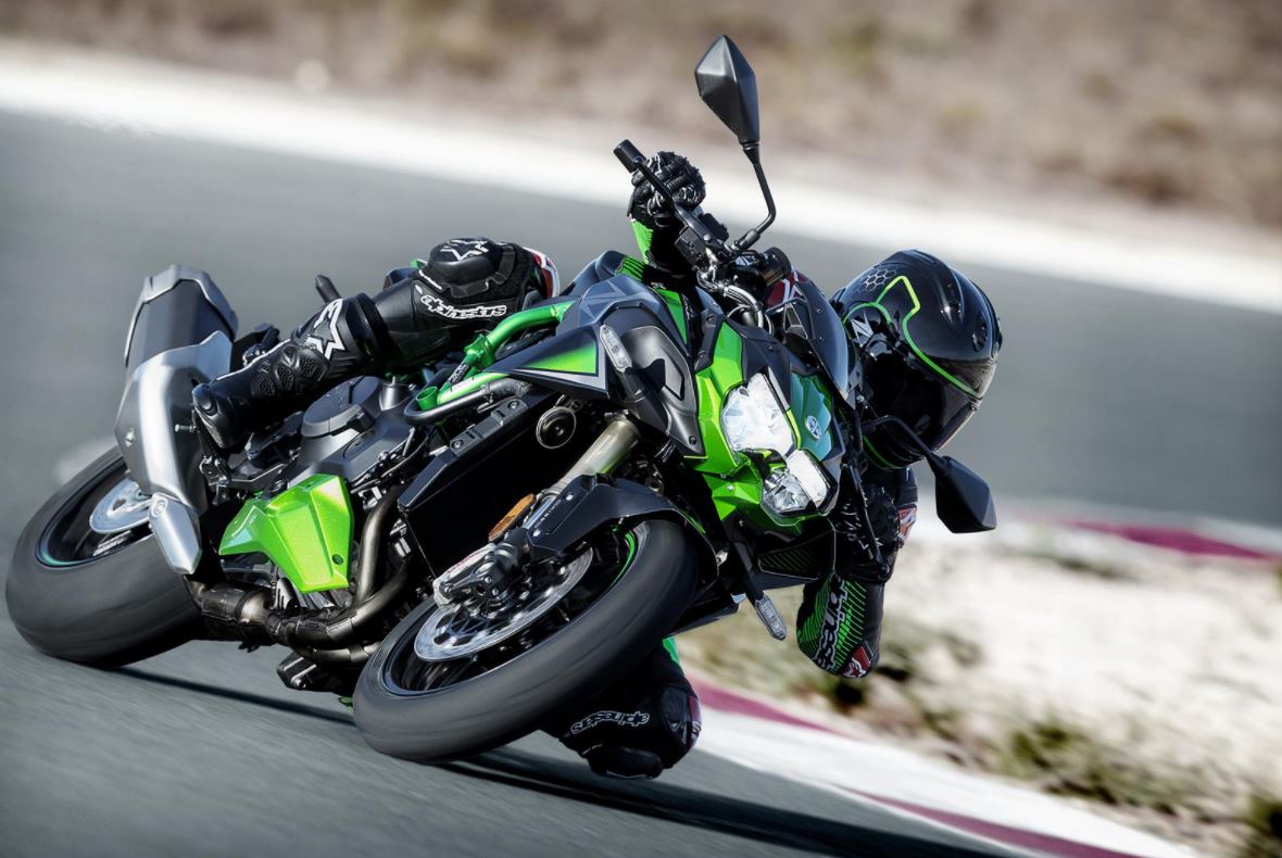 Kawasaki unveils the new 2022 supercharged ZH2 and ZH2 SE Adrenaline