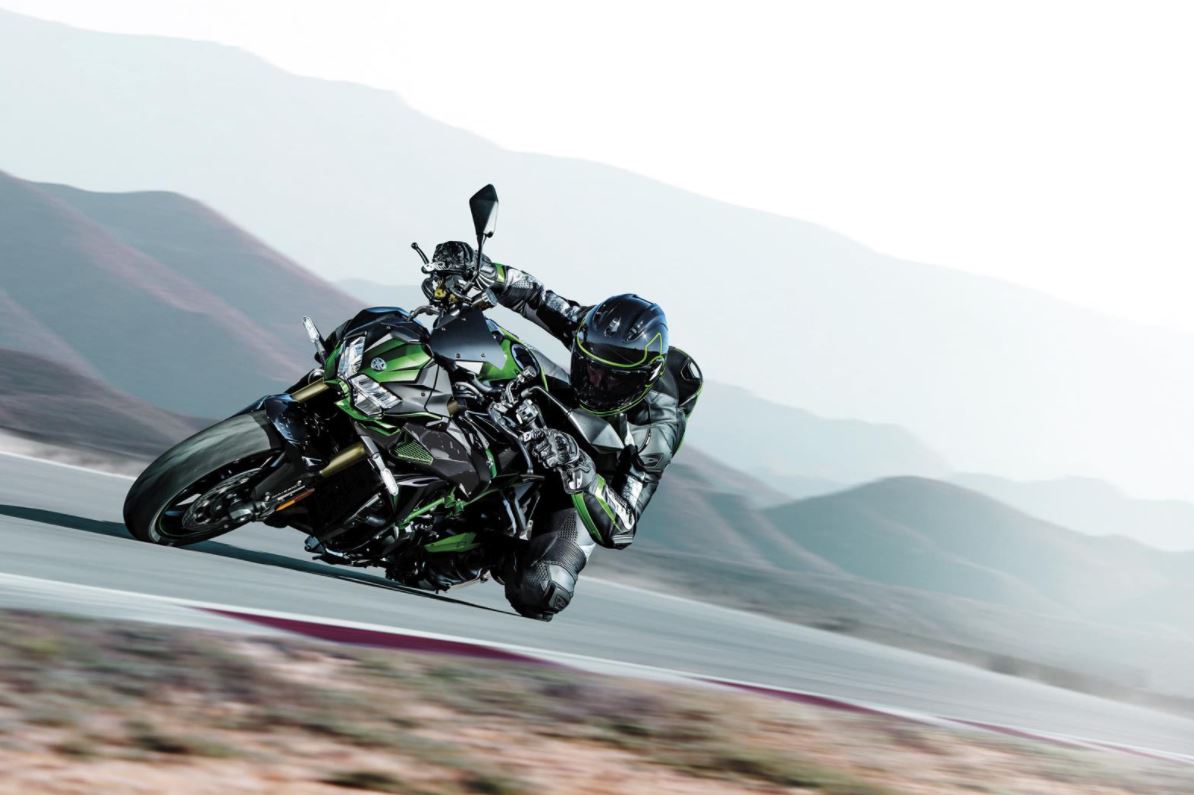 Kawasaki unveils the new 2022 supercharged ZH2 and ZH2 SE Adrenaline