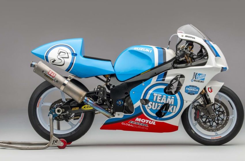  Team Classic Suzuki unveils 1996 GSX-R750 SRAD race bike