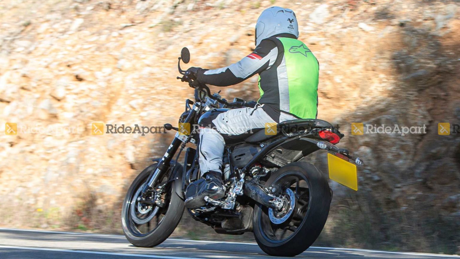 Triumph and Bajaj’s new Street Single caught lurking on the road ...