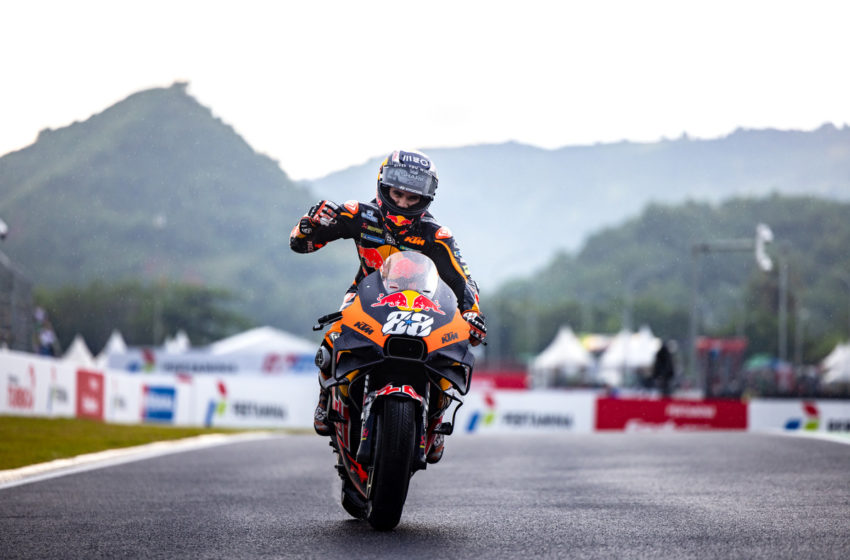  Oliveria storms to wet Indonesian MotoGP victory