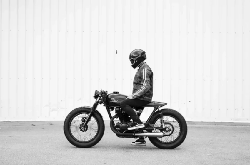  The stunning Honda CB450 Cafe Racer built by Crooked