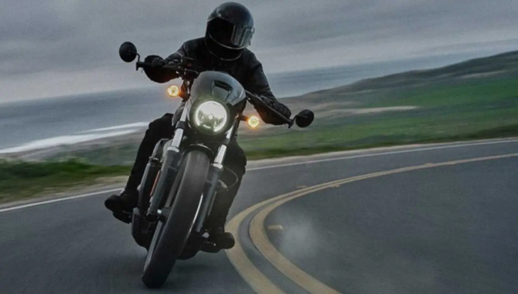 Cover--Harley-Davidson-Sportster-S-New-Engine