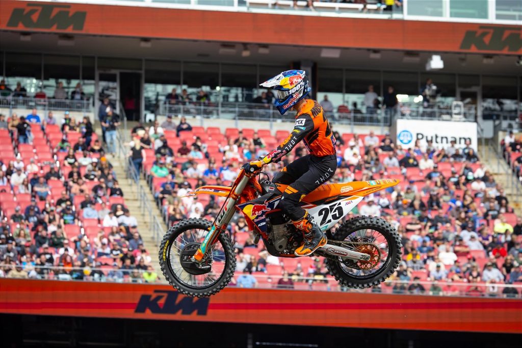 Red-Bull-KTM-Factory-Racing-Round-15-SX-1.
