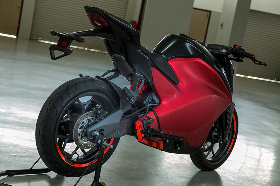 the-ultraviolette-f77-electric-motorcycle-1