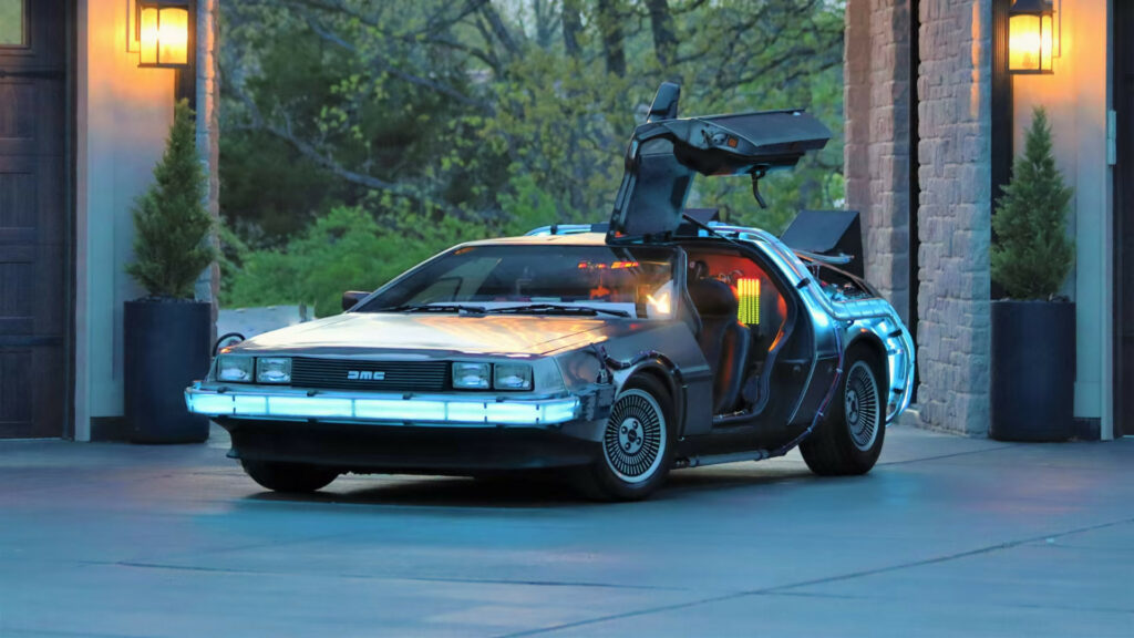 1981-delorean-dmc-12