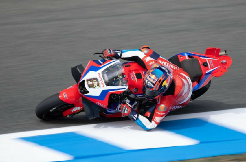  Bradl handles the heat and pressure of Spanish GP