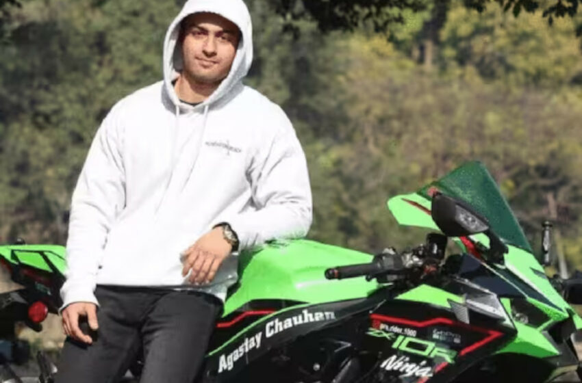  Famous Agastya Chauhan YouTuber, dies in a motorcycle crash