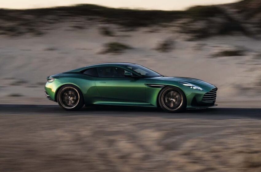  Aston unveils its super luxury DB12