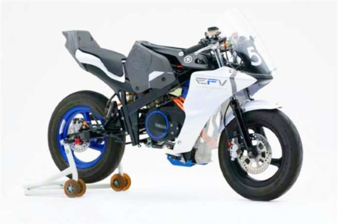 Yamaha-E-FV-mini-racebike-concept-1.jpg