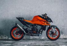 KTM 990 Duke New 2024: The Pinnacle of Performance in the Parallel-Twin Arena KTM 990 Duke 2024 EICMA 2023-2.