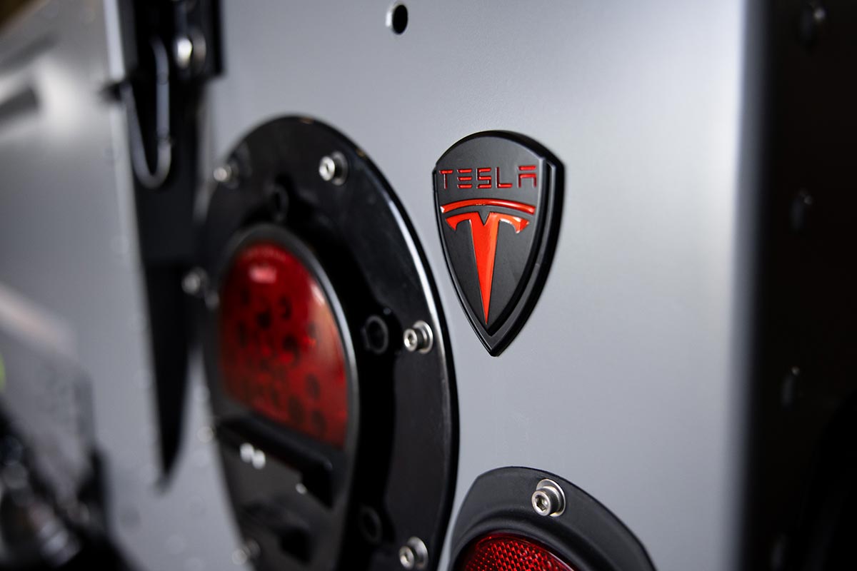 New Cyber-Hummer H1 EV: Blending Tesla Technology with Iconic Humvee ...