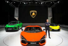 Lamborghini’s Game-Changer: Embracing a Four-Day Work Week in the Automotive Industry Lamborghini's Game-Changer: Embracing a Four-Day Work Week in the Automotive Industry