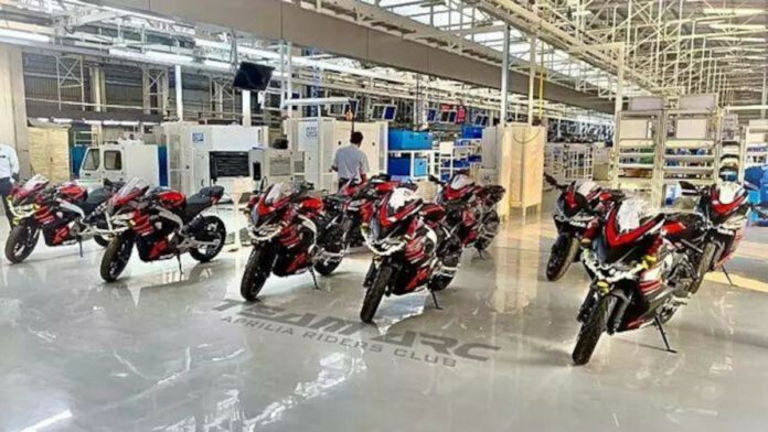Innovation-in-Motion-The-Production-Line-of-the-New-Aprilia-RS-457-Cov.jpg