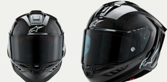 Alpinestars-Supertech-R10-The-Game-Changer-in-Racing-Helmets-3.jpg