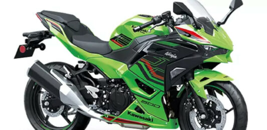 The-New-Contender-Kawasaki-Ninja-500-Set-to-Rev-Up-India.jpeg