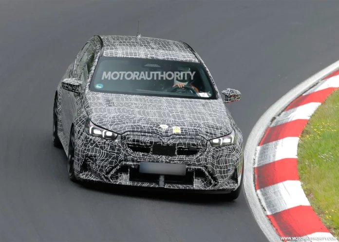 The-Return-of-the-BMW-M5-Touring-A-New-Era-for-High-Performance-Wagons.webp
