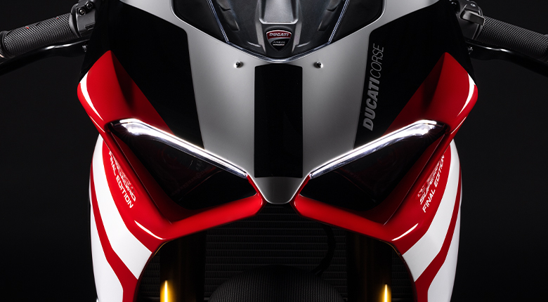 Ducatis-New-Panigale-V2-Send-Off-an-Icon-with-Style-1.jpg