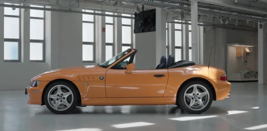 The-New-Wild-Tale-of-the-V12-BMW-Z3-1.webp