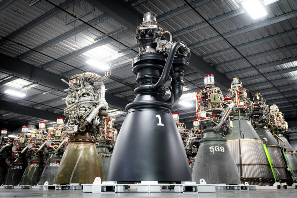 SpaceXs-Raptor-Engine-Sets-a-New-Standard-in-Design-LivingWithGravity-2.jpg
