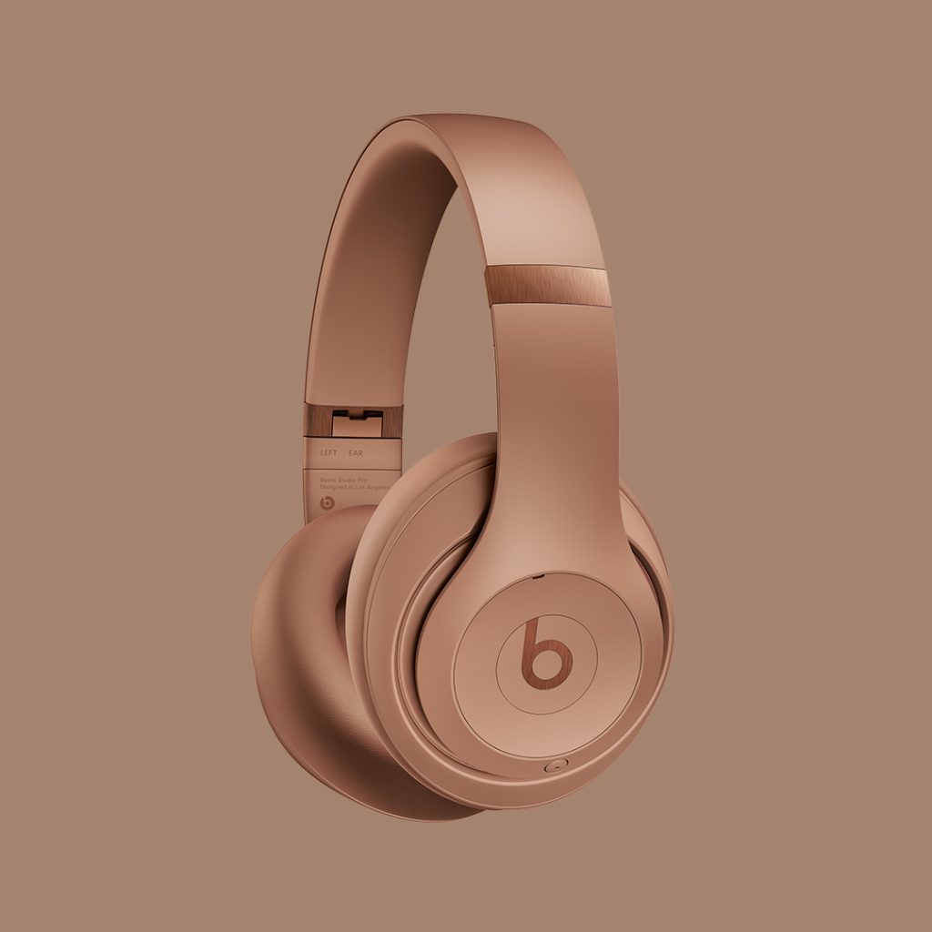 The-Hottest-Tech-Accessory-of-the-Year-Kim-Kardashian-x-New-Beats-Studio-Pro-LivingWithGravity-1.jpg
