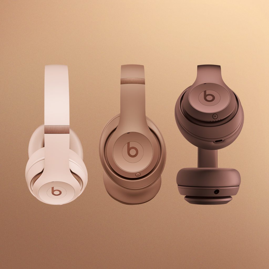 The Hottest Tech Accessory of the Year Kim Kardashian x New Beats Studio Pro-LivingWithGravity-10.jpeg