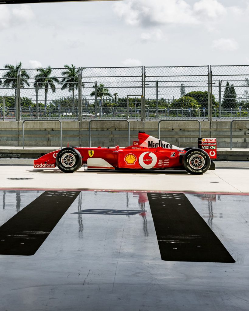 4 / 9 – The Legendary Ferrari F2001b is on New auction-LivingWithGravity-6.jpg