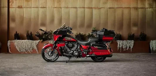 The-New-2024-Indian-Roadmaster-Elite-is-here-1.webp