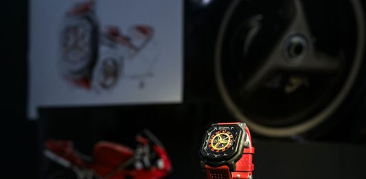 The New Maestro 4.0 Ducati 30° Anniversario 916 Watch-6.webp