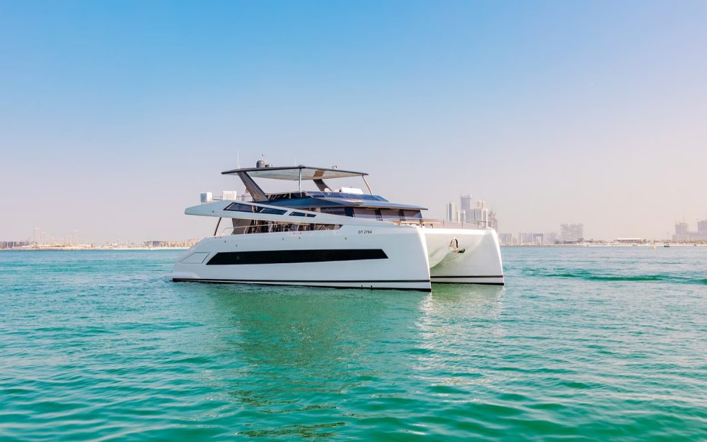 4 / 6 – The Ultimate New Luxury Experience Exploring Dubai by Private Yacht-LivingWithGravity-3.jpeg