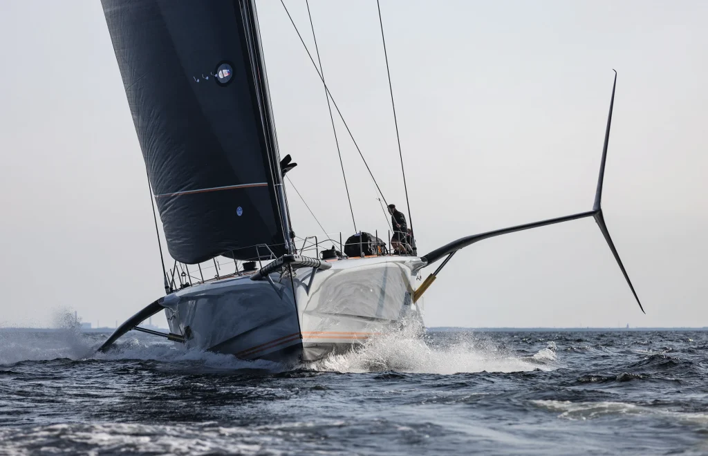 How-Raven-by-Baltic-Yachts-Redefines-New-Luxury-Sailing-LivingWithGravity.webp