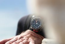 Singer DiveTrack Review: $98,000 of Luxury Dive Watch Innovation 3 / 7 – Singer DiveTrack Review $98,000 of Luxury Dive Watch Innovation-LivingWithGravity-2.jpg