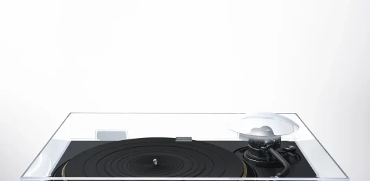 Technics SL-1300G A New Masterpiece of Modern Audio Engineering-LivingWithGravity-3.webp